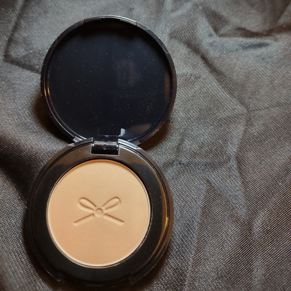 Ciaté London bamboo bronzer (New!)